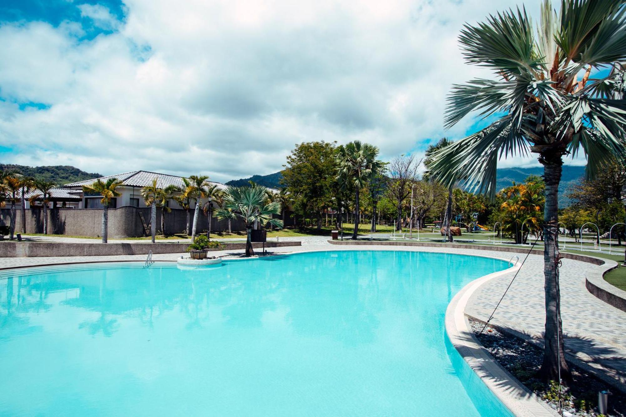 Chii Lih Resort Luye Buitenkant foto